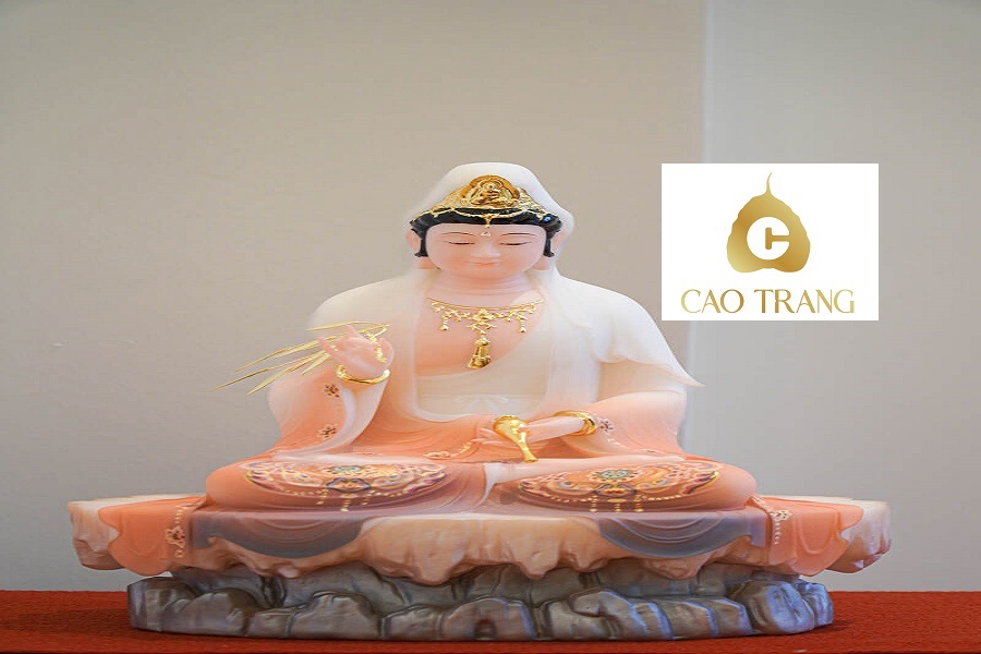 Bán Tượng Phật Bà Quan Âm Bằng Đá Thạch Anh